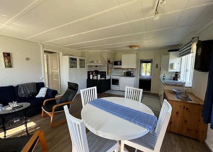 Шале Majas Backe On A Island With Boat