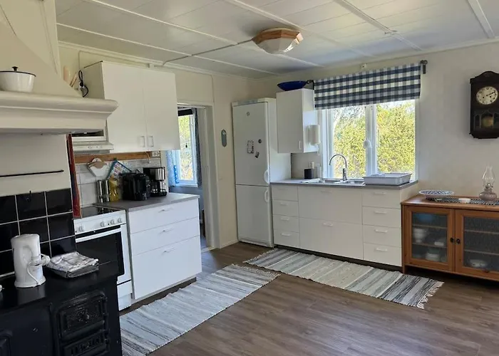 Шале Majas Backe On A Island With Boat *